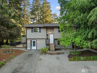 136 Rainier Acres Road SE, Rainier, WA, 98576