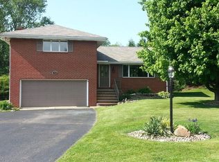 702 Stutzman Rd, Indiana, PA 15701