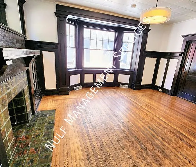 112 Stratford Ave #1 — Photo 5