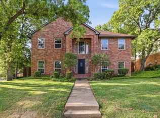 1801 Rolling Ridge Dr, Grapevine, TX 76051