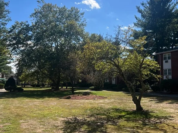 20 Colonial Dr Unit 3, Andover, MA 01810