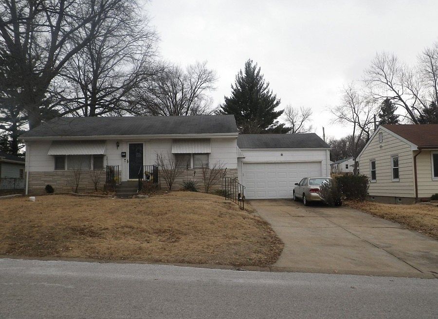 1st image of 8934 Saint Cyr Dr