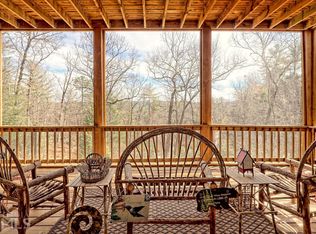 389 Rabun Bluffs Dr, Lakemont, GA 30552