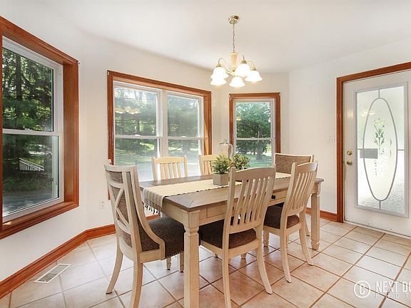 4th image of 770 Honey Creek Dr