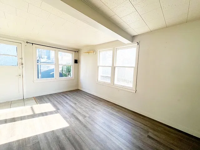 213 High Avenue - 1/2 — Photo 3