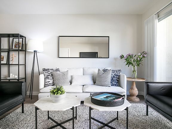 Park View on Yukon fully furnished living room