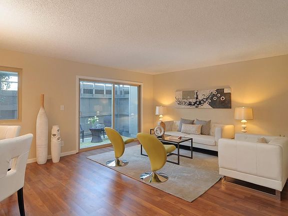 2nd image of 530 La Conner Dr APT 23