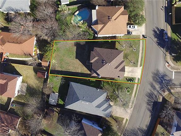 3rd image of 1031 Silverstone Ln