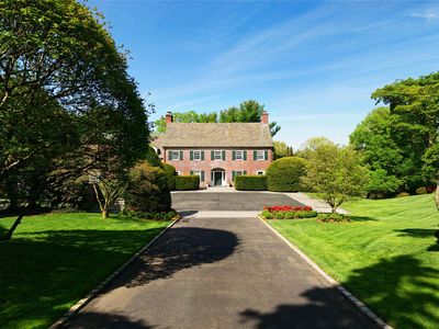 15 Pound Hollow Road, Glen Head, NY, 11545