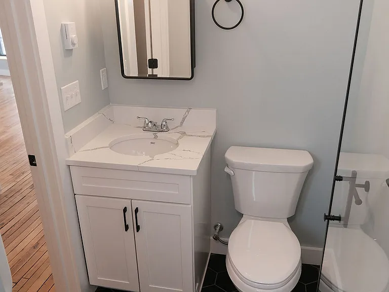 444 Fore St #401 — Photo 9