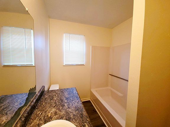 4th image of 205 Windward St #D