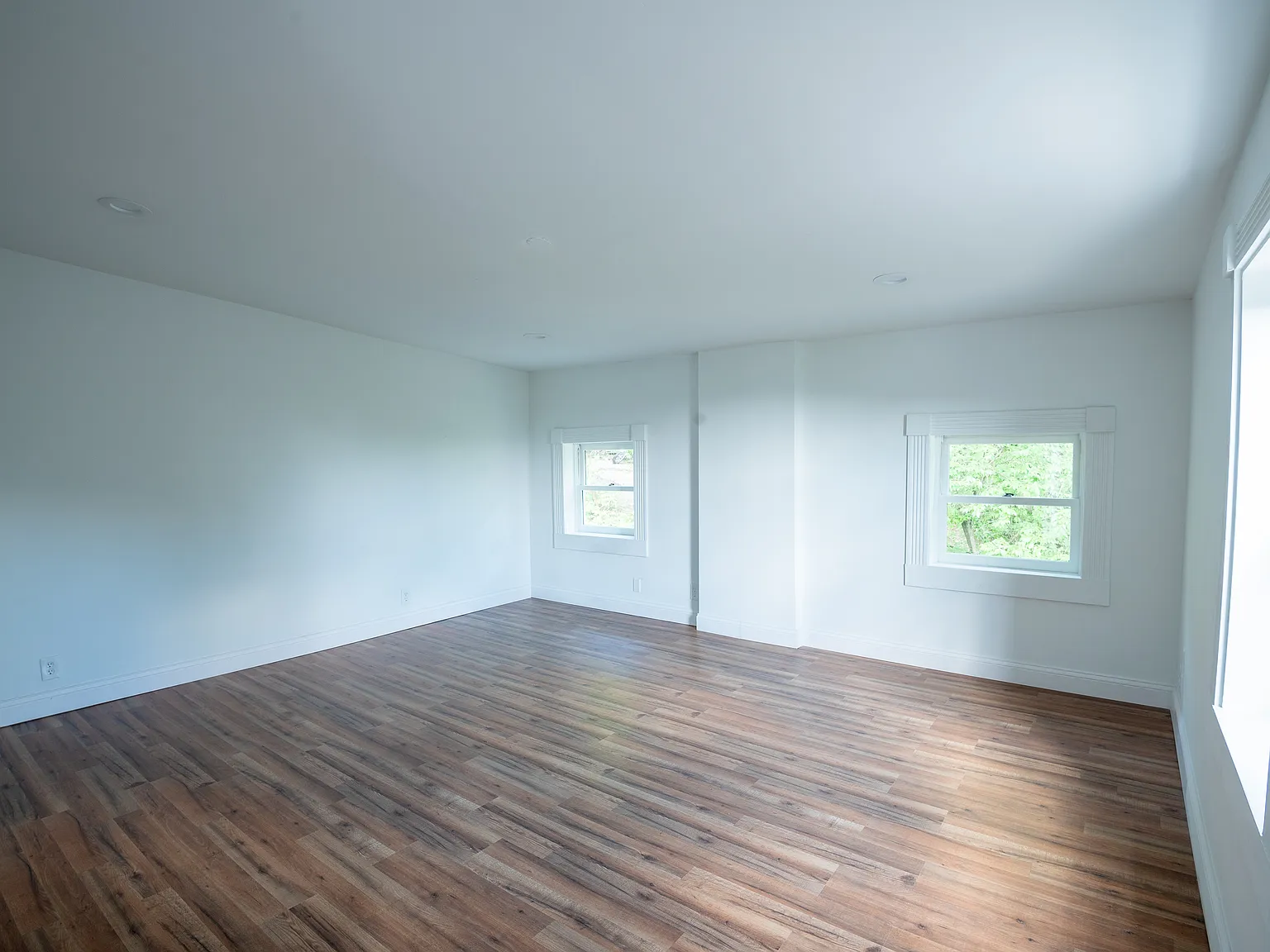 Studio, 800 sqft, $1,000 — Photo 2