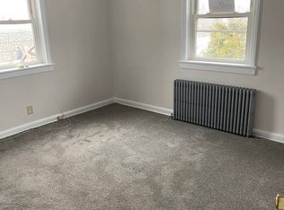 13 McDonald Rd, Island Park, NY 11558