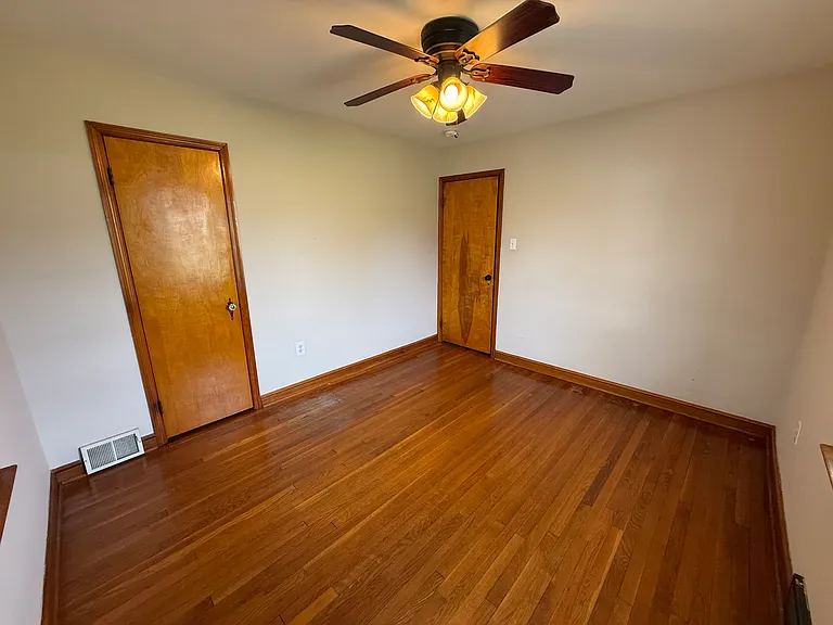 5231 John Marshall Hwy — Photo 15
