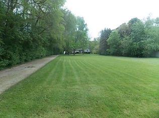 45 Newman Rd S, Racine, WI 53406