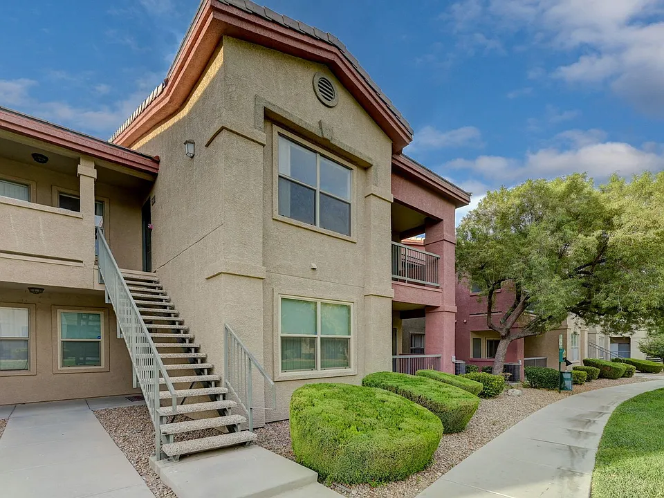 8000 W Badura Ave #2082