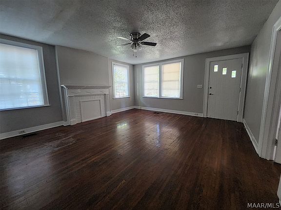 3rd image of 2331 Glendale Ave
