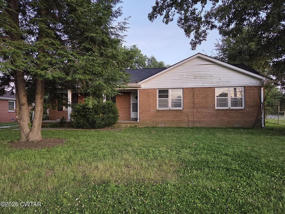 1st image of 4 Reynolds Dr