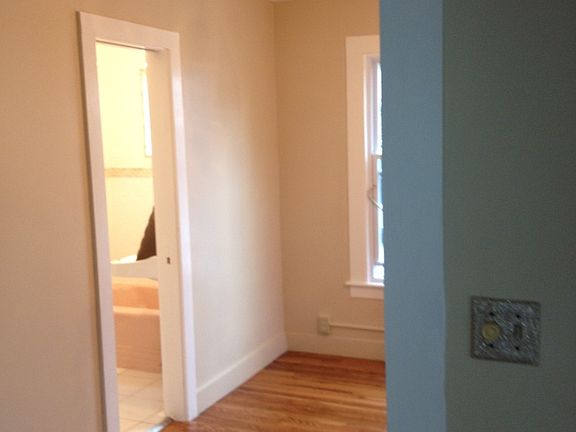 4th image of 98 Sylvan Avenue # Fl 1ST
