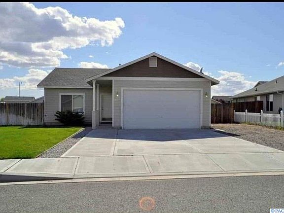 2nd image of 4518 Tamworth Ln