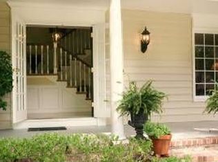 734 Knotty Pine Rd, Charleston, SC 29412