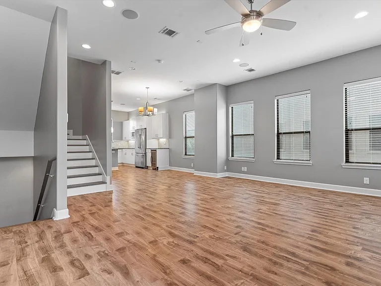 1717 Annex Ave #605 — Photo 6