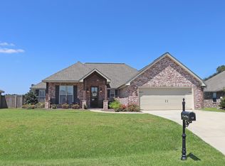 17 E Cherry, Sumrall, MS 39482