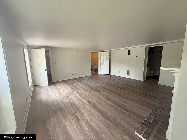 1620 Bull St — Photo 10