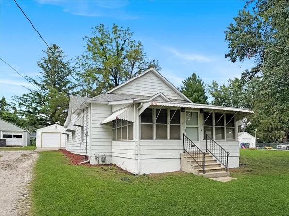 1011 McKinley Ave, Des Moines, IA 50315