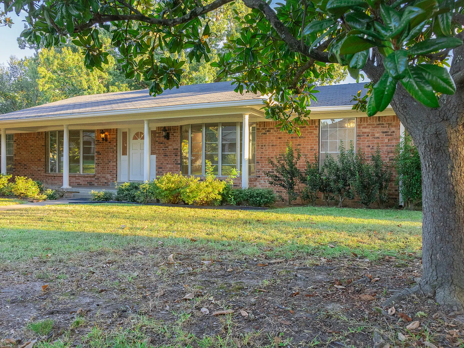 500 Ruthlynn Dr — Photo 2