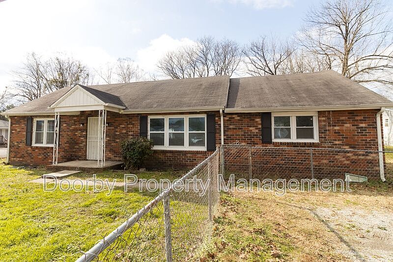 1st image of 278 Hollywood Dr