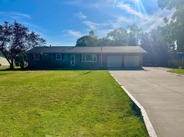 2240 E Easy St, Beloit, WI 53511