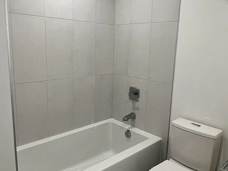 25 Cordova Ave #602 — Photo 15