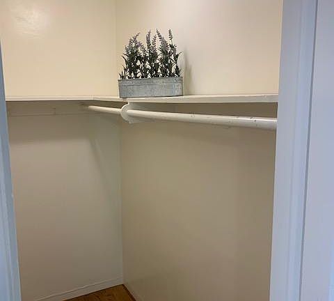 5th image of 3209 L St