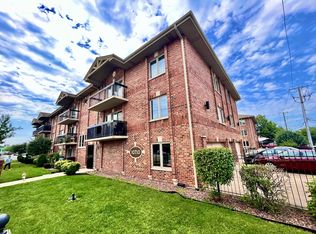 10710 Central Ave UNIT 2E, Chicago Ridge, IL 60415