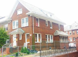 3345 88th St, Jackson Heights, NY 11372