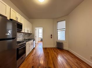 109 Hutton St APT 8, Jersey City, NJ 07307