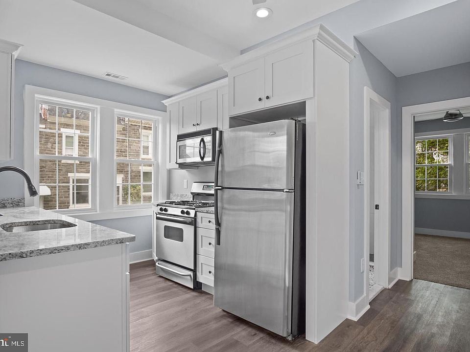 1st image of 140 Leverington Ave #2