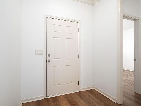5th image of 1335 Sierra Ct