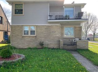 4945 S Lake Dr, Cudahy, WI 53110