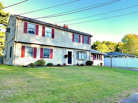 2nd image of 34 Bradford St