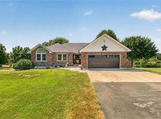 14318 Kimberly Dr, Excelsior Springs, MO 64024