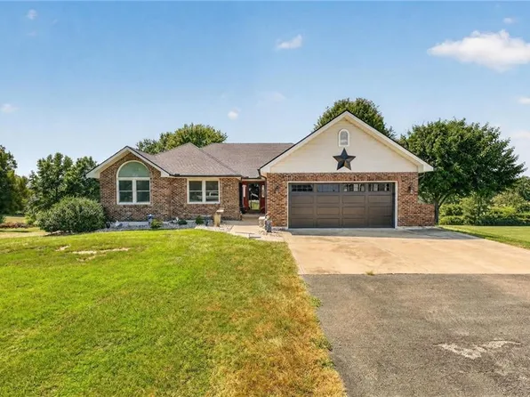14318 Kimberly Dr, Excelsior Springs, MO 64024