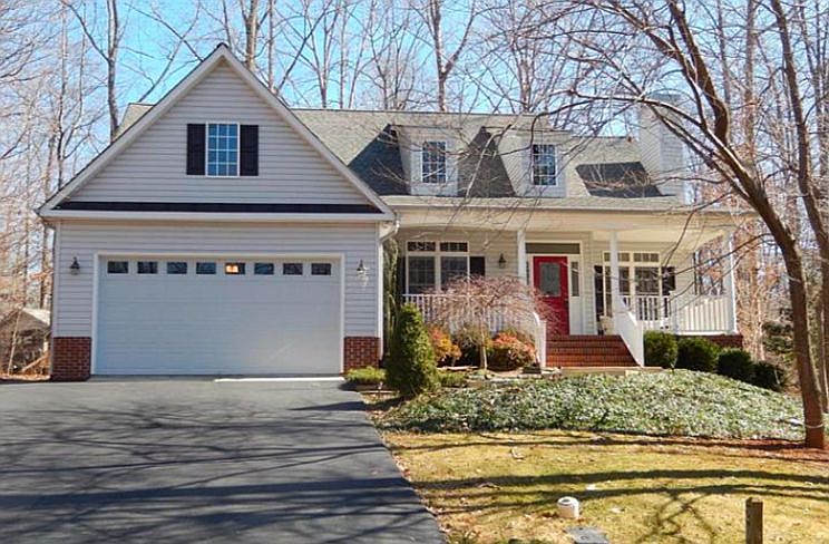 2nd image of 203 Mount Pleasant Dr