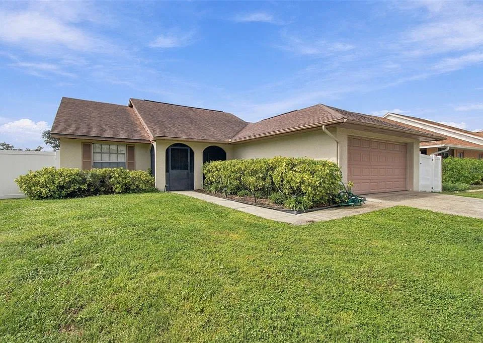 8742 Osage Dr