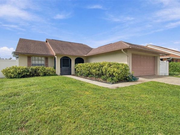 8742 Osage Dr