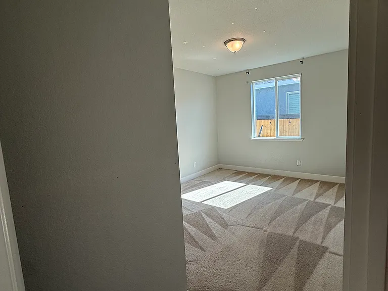4702 Durum Ct #B — Photo 14