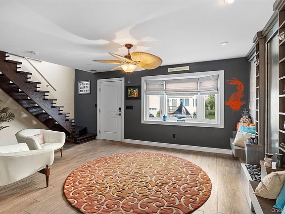 3rd image of 650 S 9th Street