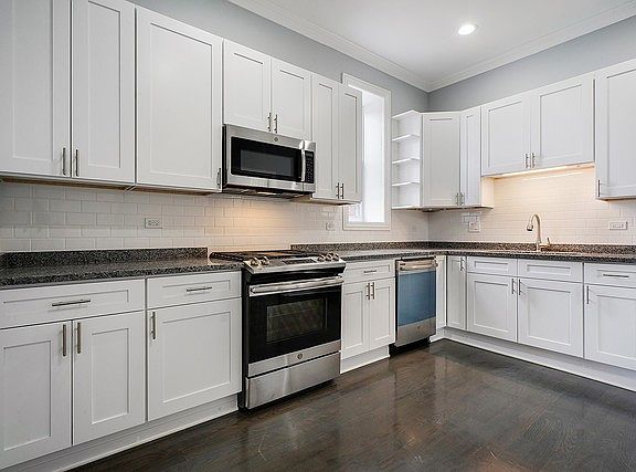 4th image of 1302 S Millard Ave