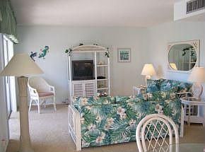 3rd image of 1246 Fulgur St #104